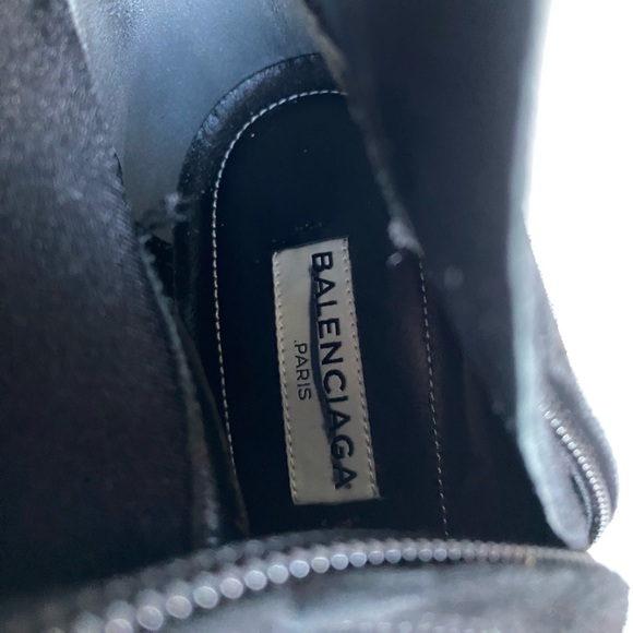 Balenciaga kitten heeled over-the-knee black suede knife boots size 36 - Picture 12 of 17